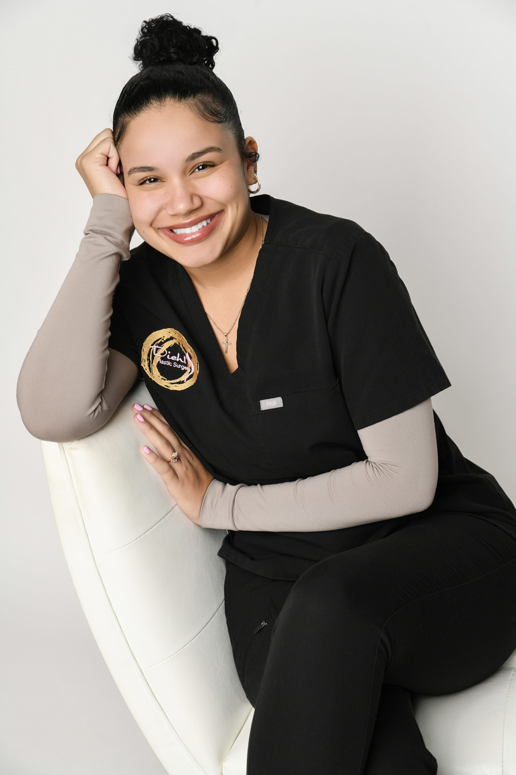 Riana Marino, Front Desk Receptionst at Diehl Plastic Surgery in Raleigh, NC